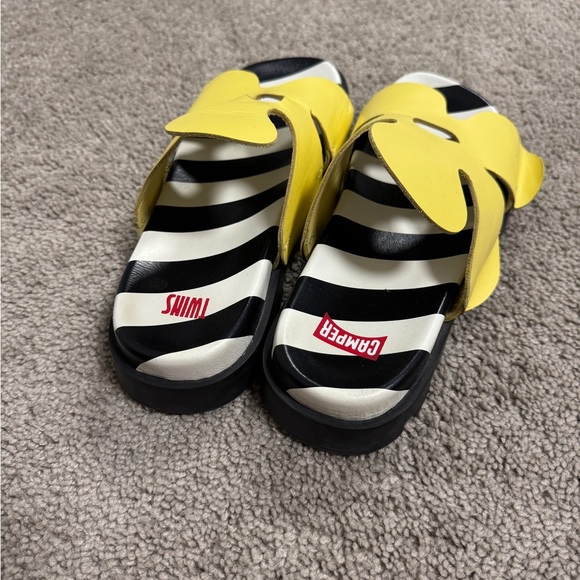 Camper Yellow Slides - Picture 3 of 7